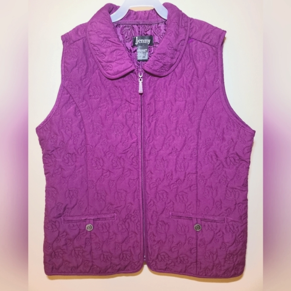 Ladies burgundy zip up vest